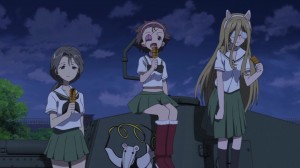 Girls und Panzer Piyotan, Momoga, and Nekonya